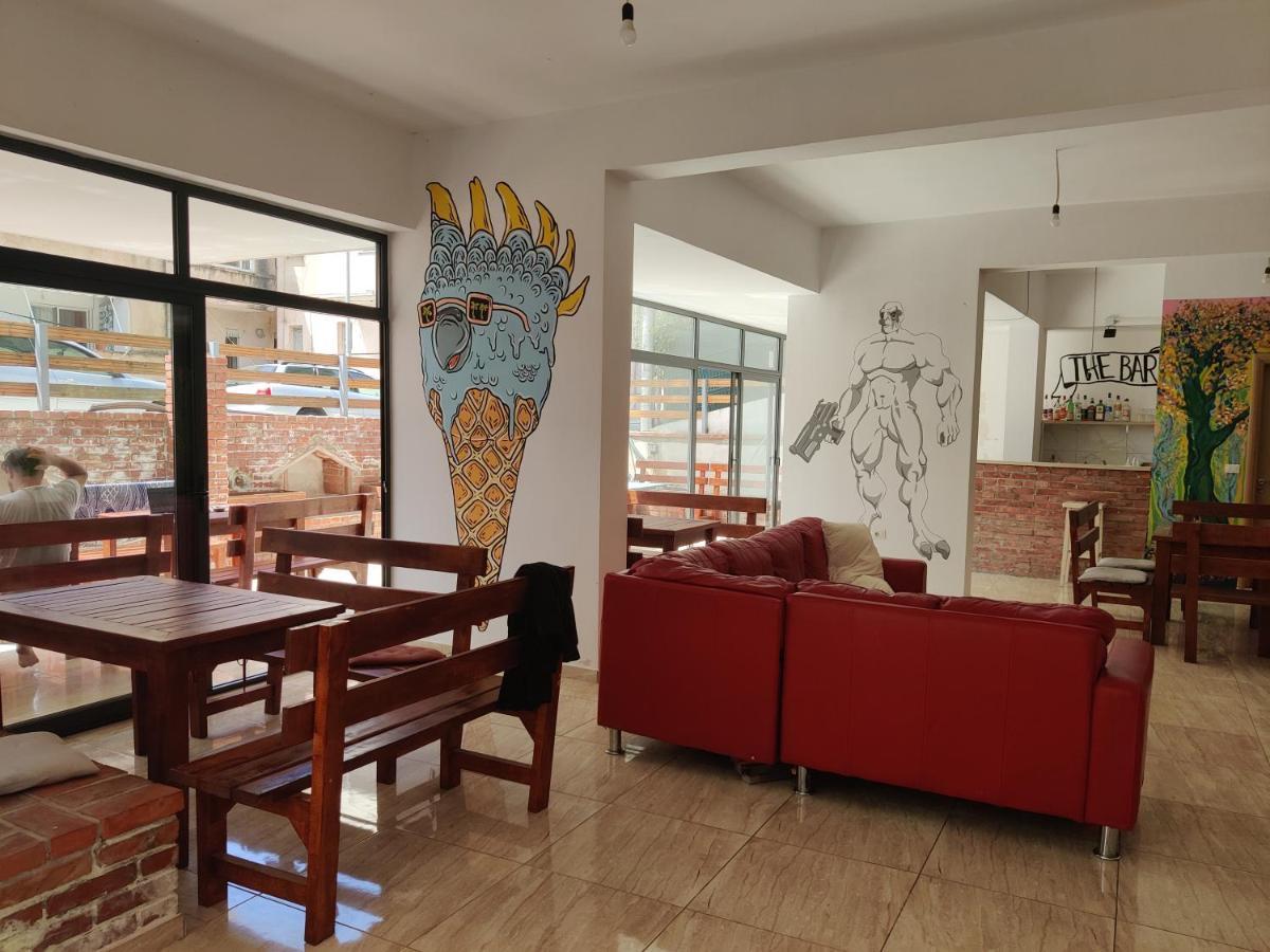 Wallaby Hostel ساراندا المظهر الخارجي الصورة