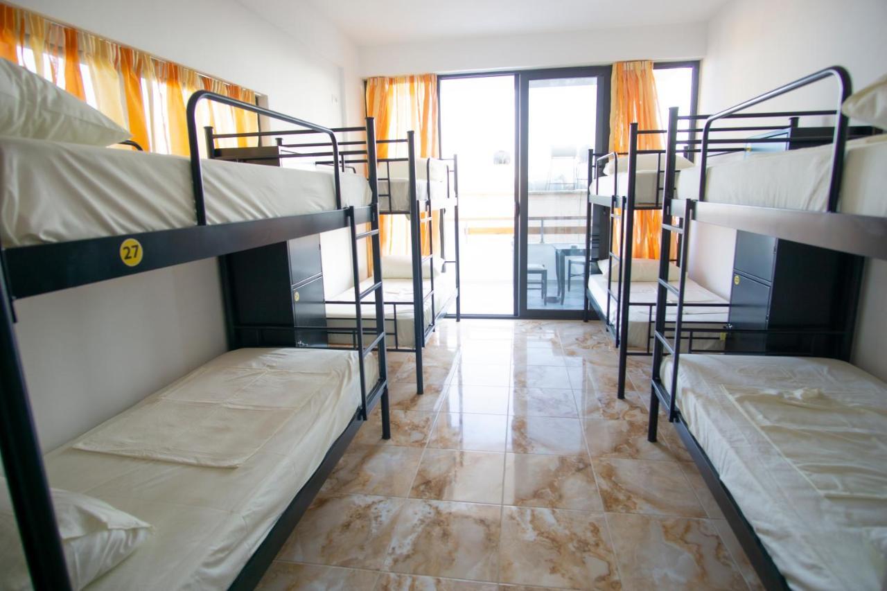 Wallaby Hostel ساراندا المظهر الخارجي الصورة