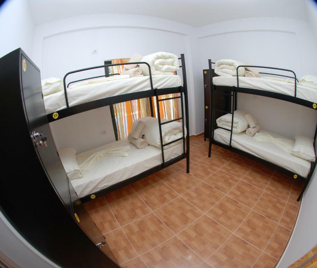 Wallaby Hostel ساراندا المظهر الخارجي الصورة